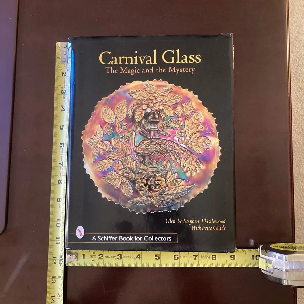 Carnival Glass - The Magic and the Mystery by Thistlewood - Hardback 1998 - Picture 13 of 13